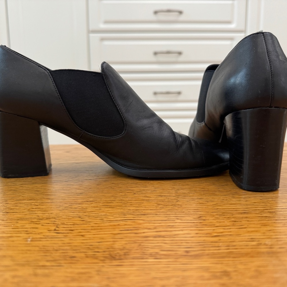 Elegant Black Block Heel Shoes